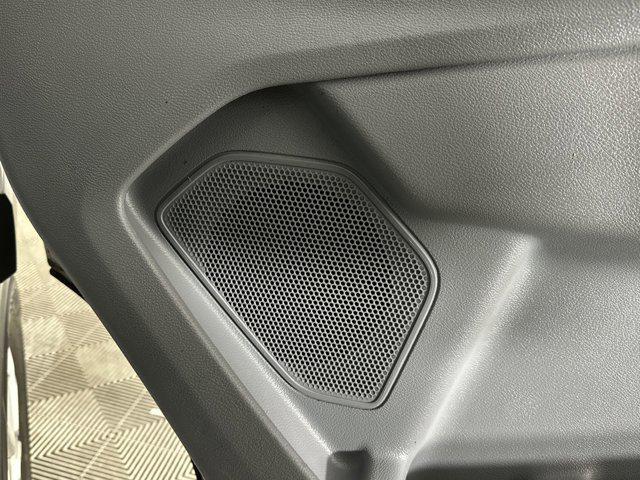 Photo of 2019 OXFORD WHITE Ford Transit-250
