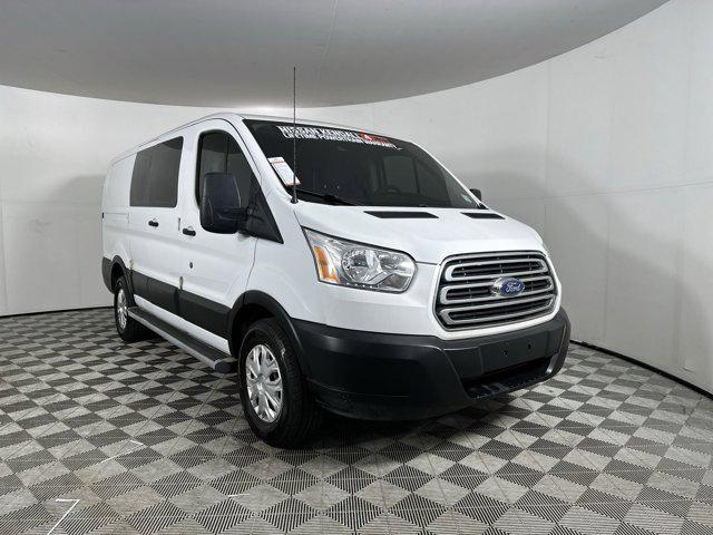 Photo of 2019 OXFORD WHITE Ford Transit-250