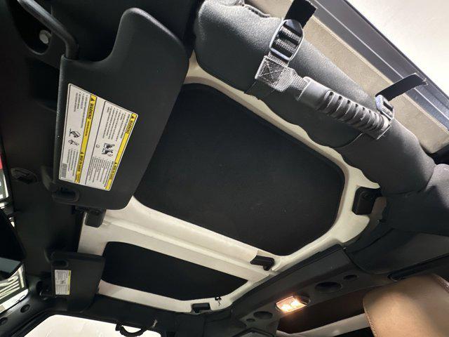 Photo of 2017 Black Clearcoat Jeep Wrangler Unlimited