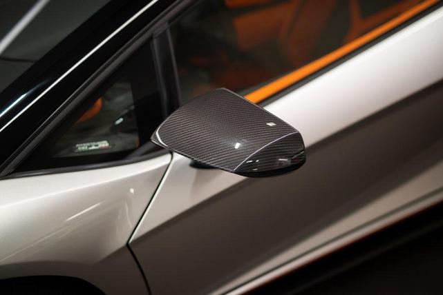Photo of 2022 Argento Luna Lamborghini Aventador SVJ