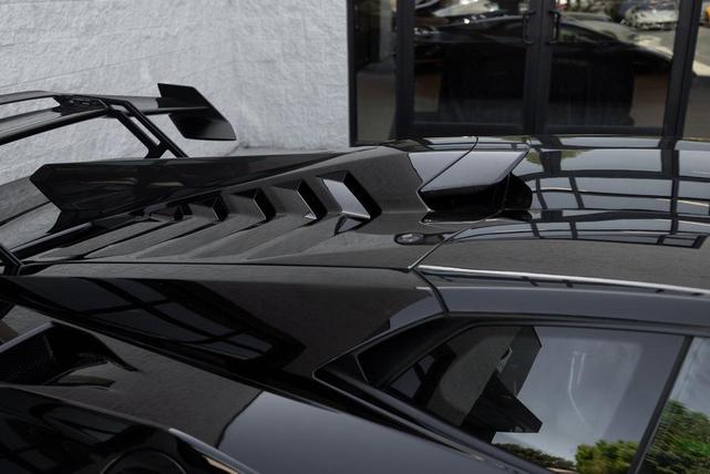 Photo of 2022 Nero Noctis Metallic Lamborghini Huracan STO
