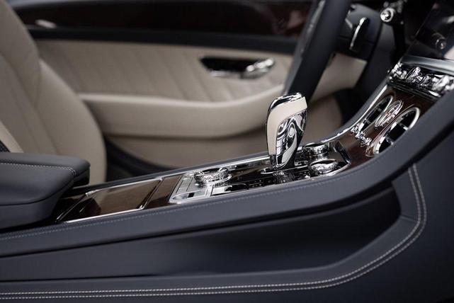 Photo of 2024 Thunder Metallic Bentley Continental GT