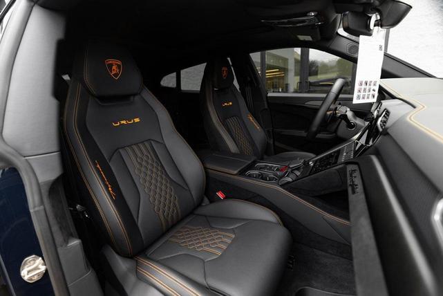 Photo of 2024 Blue Lamborghini Urus