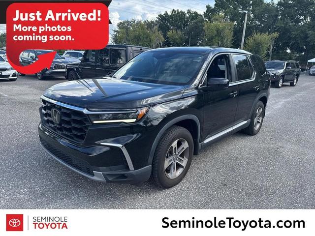 Photo of 2023 Crystal Black Pearl Honda Pilot
