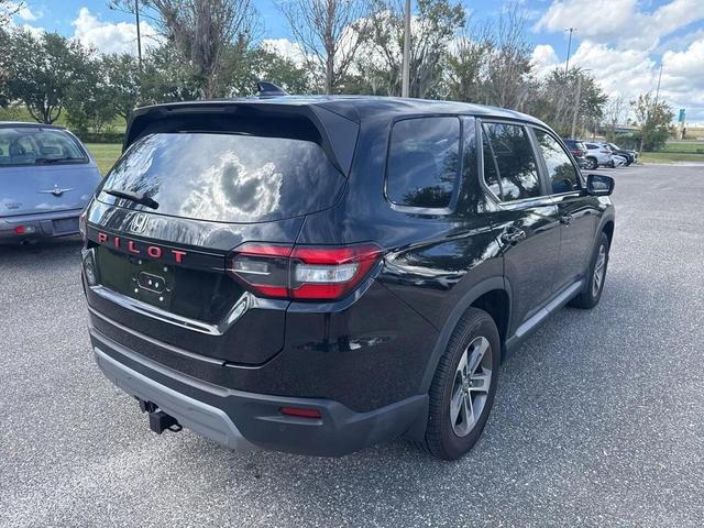 Photo of 2023 Crystal Black Pearl Honda Pilot