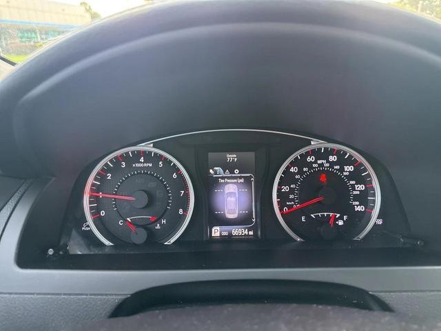 Photo of 2017 Blizzard Pearl Toyota Camry