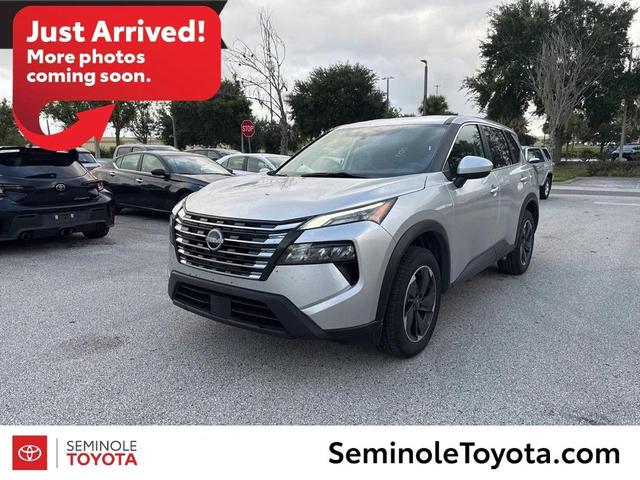 Photo of 2024 Brilliant Silver Metallic Nissan Rogue