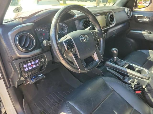 Photo of 2019 Super White Toyota Tacoma