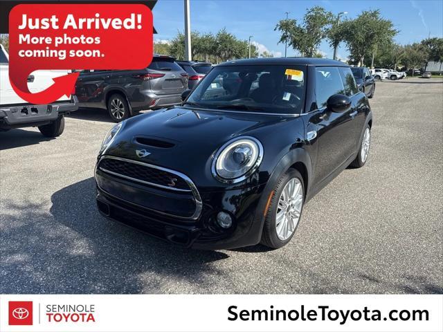 Photo of 2016 Midnight Black Metallic MINI Hardtop