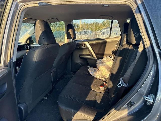 Photo of 2018 Magnetic Gray Metallic Toyota RAV4