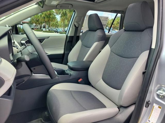 Photo of 2025 Silver Sky Metallic Toyota RAV4 Hybrid