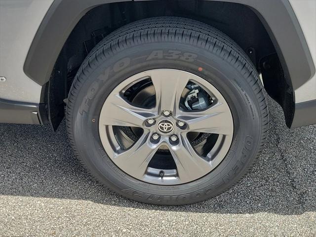 Photo of 2025 Silver Sky Metallic Toyota RAV4 Hybrid