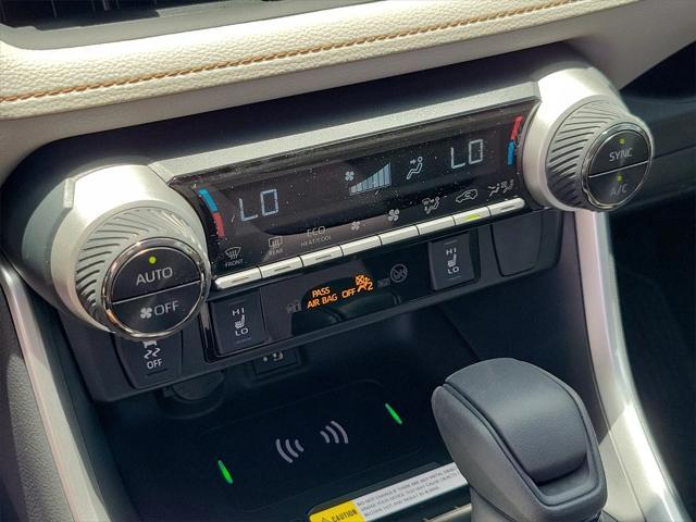 Photo of 2025 Silver Sky Metallic Toyota RAV4 Hybrid
