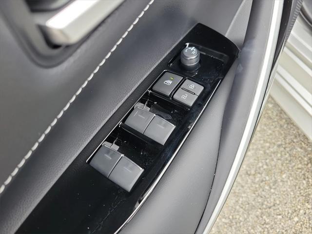 Photo of 2025 Classic Silver Metallic Toyota Corolla