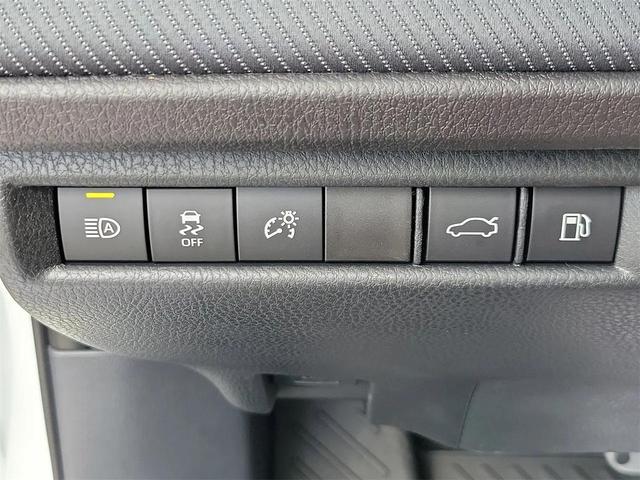 Photo of 2025 Ice Cap Toyota Camry