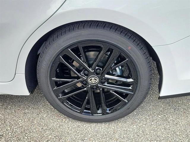 Photo of 2025 Ice Cap Toyota Camry