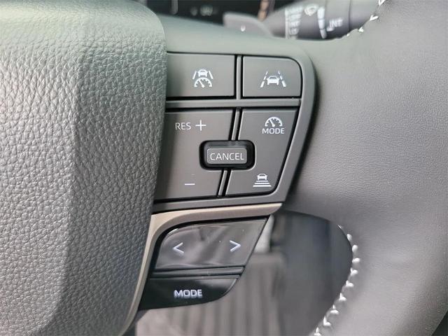 Photo of 2025 Ice Cap Toyota Camry