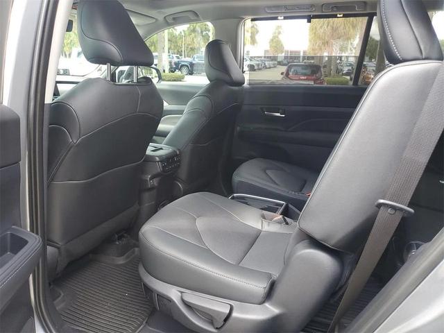 Photo of 2025 Heavy Metal Toyota Grand Highlander