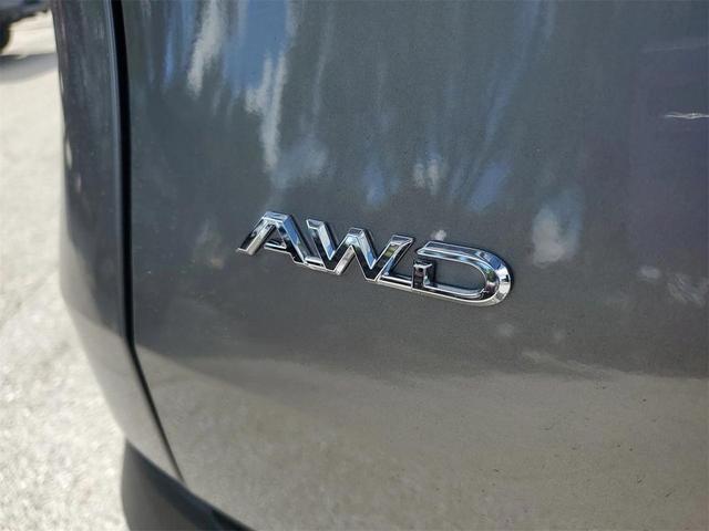 Photo of 2025 Heavy Metal Toyota Grand Highlander