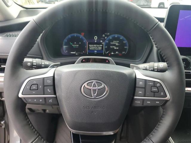 Photo of 2025 Heavy Metal Toyota Grand Highlander