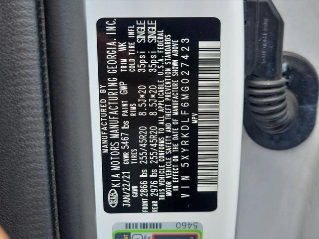Photo of 2021 Glacial White Pearl Kia Sorento