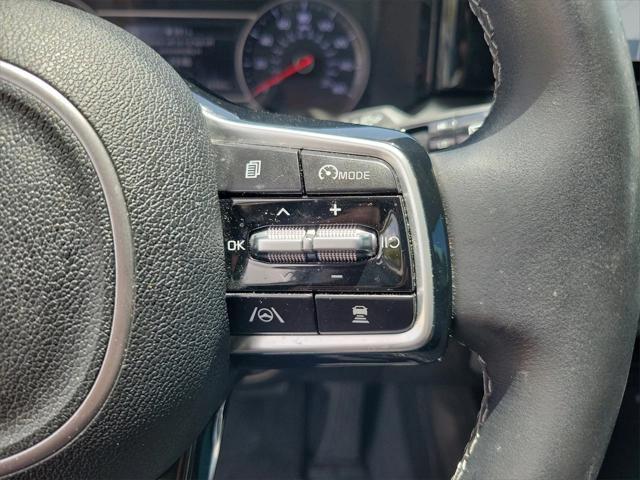Photo of 2021 Glacial White Pearl Kia Sorento