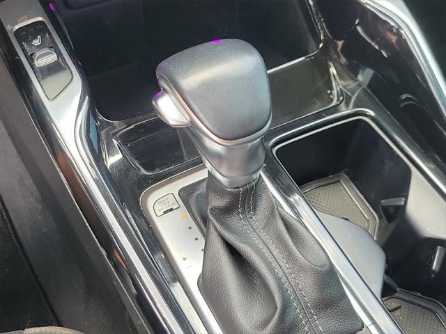 Photo of 2021 Glacial White Pearl Kia Sorento