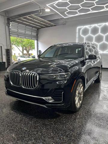 2022 BMW X7