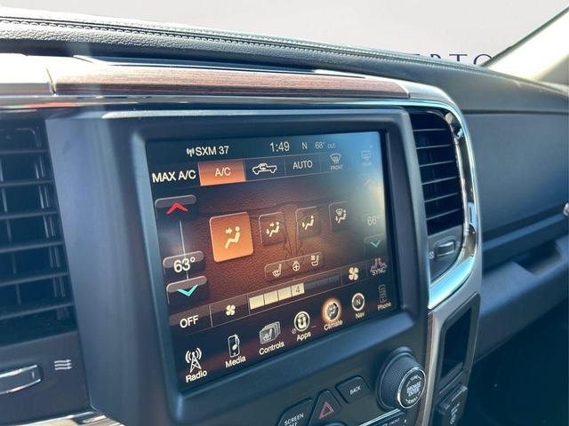 Photo of 2017 Brilliant Black Crystal Pearlcoat RAM 1500