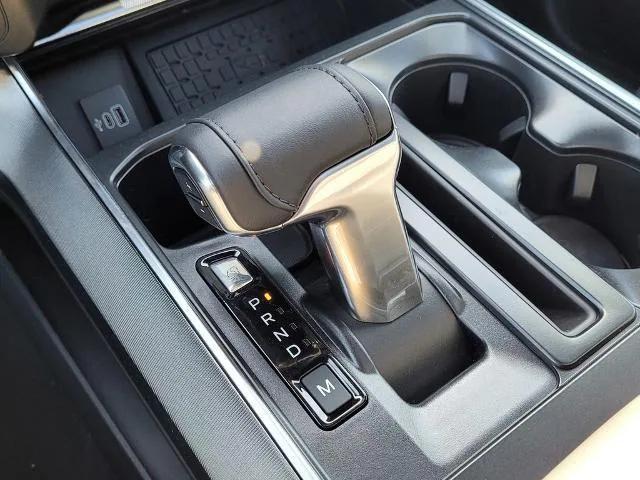Photo of 2025 Star White Metallic Tri-Coat Ford F-150