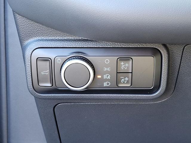 Photo of 2025 Carbonized Gray Metallic Ford Explorer
