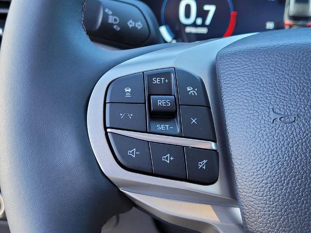 Photo of 2025 Carbonized Gray Metallic Ford Explorer
