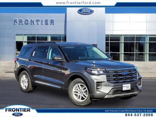 Photo of 2025 Carbonized Gray Metallic Ford Explorer