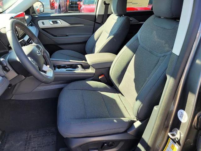 Photo of 2025 Carbonized Gray Metallic Ford Explorer