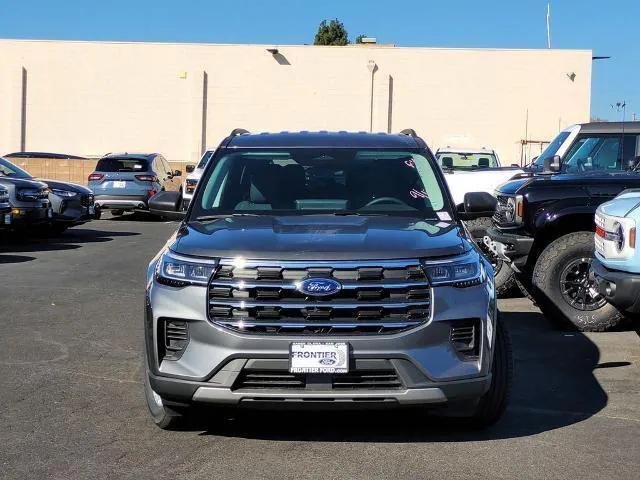 Photo of 2025 Carbonized Gray Metallic Ford Explorer