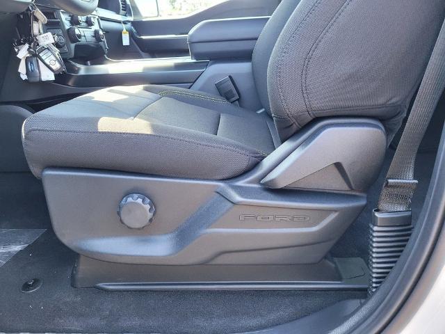 Photo of 2025 Oxford White Ford F-150
