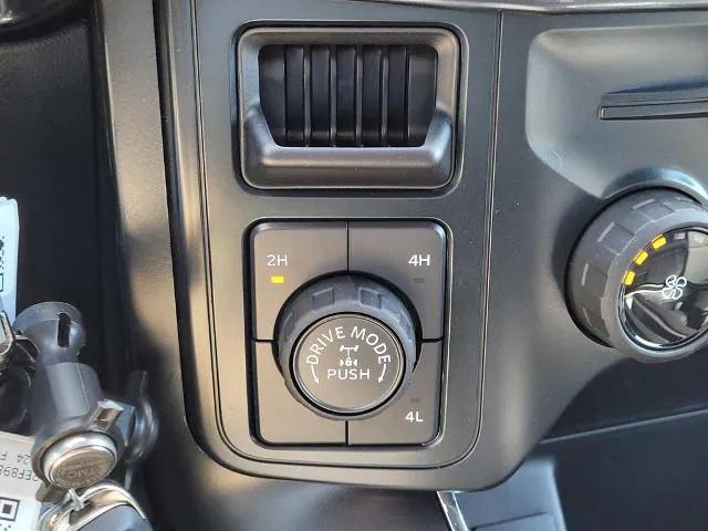 Photo of 2025 Oxford White Ford F-150