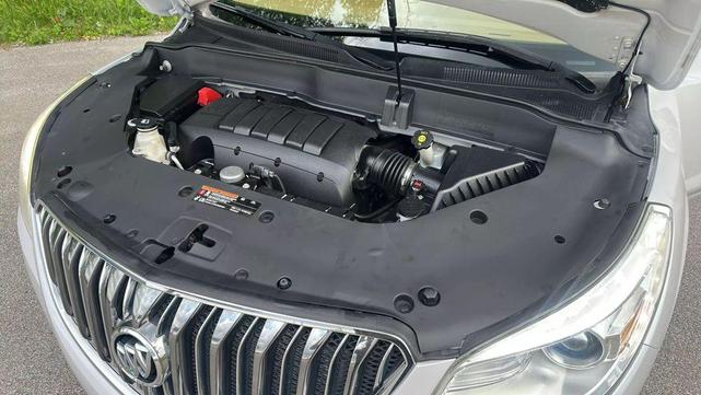 Photo of 2017 White Frost Tricoat Buick Enclave