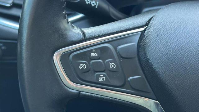 Photo of 2018 Blue Velvet Metallic Chevrolet Malibu