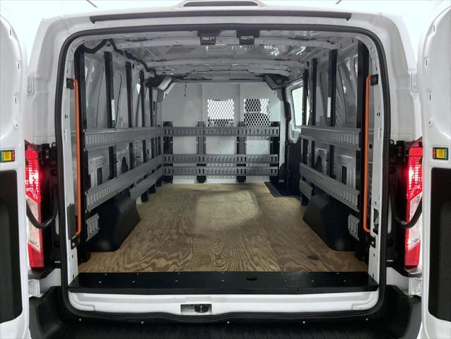 Photo of 2023 Oxford White Ford Transit-350