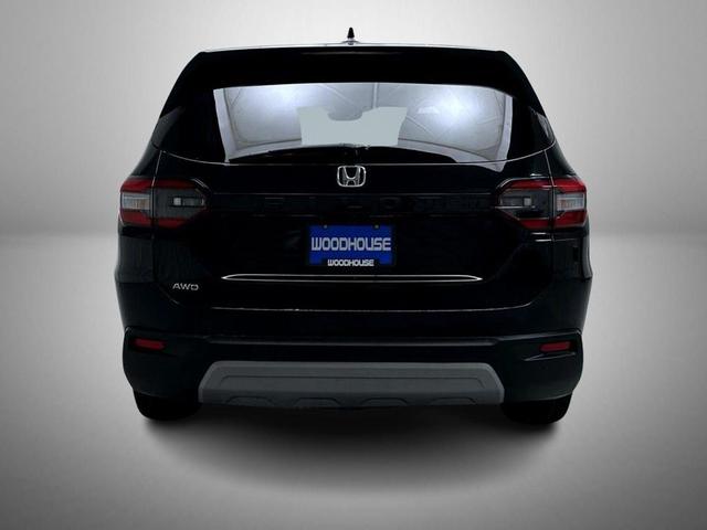 Photo of 2024 Crystal Black Pearl Honda Pilot
