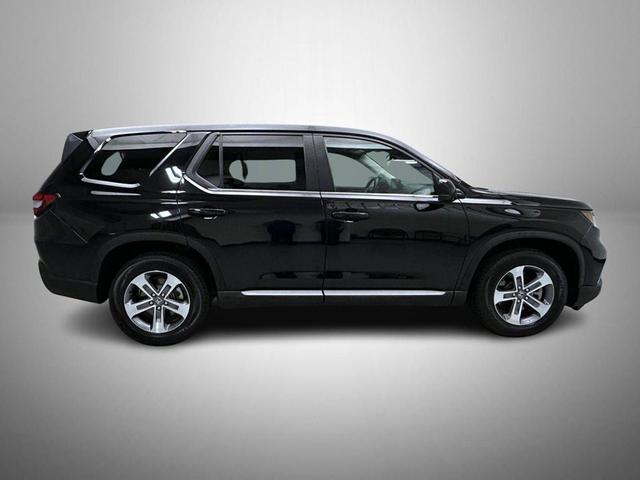 Photo of 2024 Crystal Black Pearl Honda Pilot