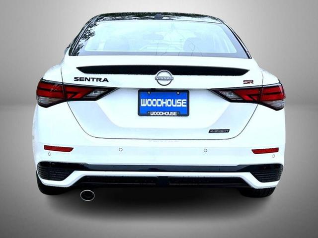 Photo of 2025 Aspen White Tricoat/Super Black Nissan Sentra