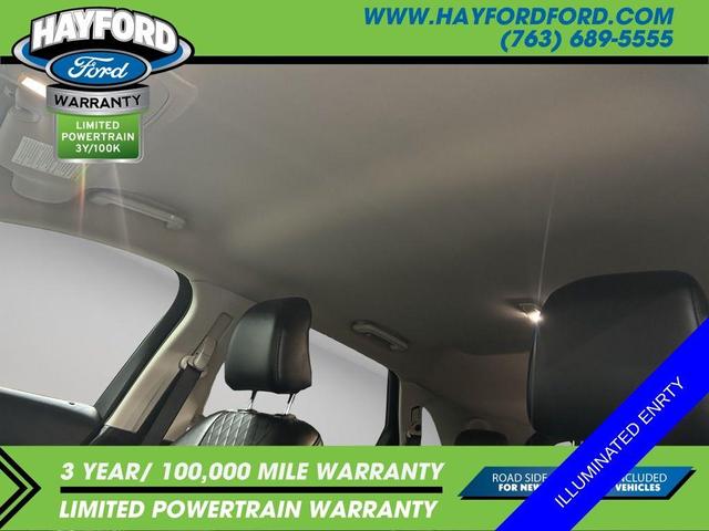 Photo of 2024 Carbonized Gray Metallic Ford Edge