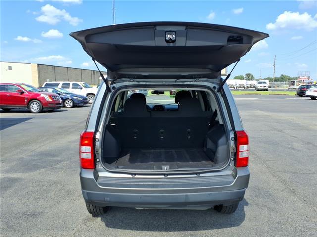 Photo of 2012 Black Clearcoat Jeep Patriot