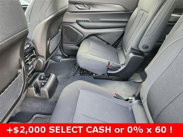 Photo of 2025 Metallic Jeep Grand Cherokee L