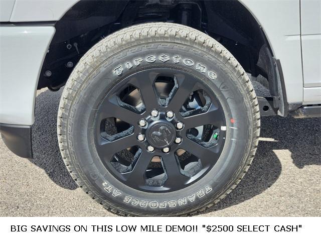 Photo of 2025 Bright White Clearcoat RAM 2500
