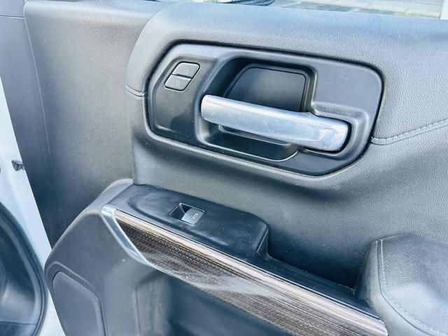 Photo of 2020 White Chevrolet Silverado 1500