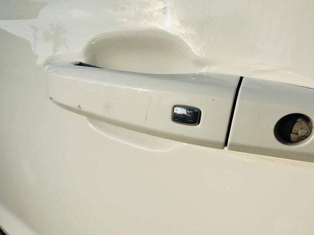 Photo of 2020 White Chevrolet Silverado 1500