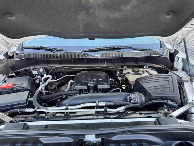 Photo of 2020 White Chevrolet Silverado 1500